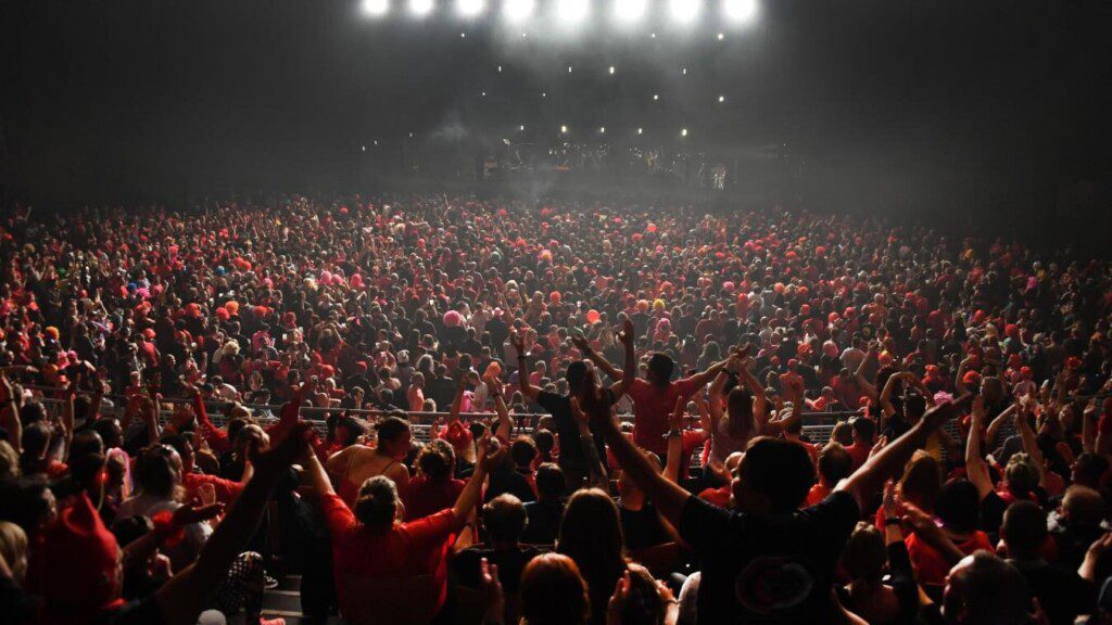 Au Zénith de Lille, les Fatals Picards et Marcel et son orchestre ont fait la fête La Voix du Nord